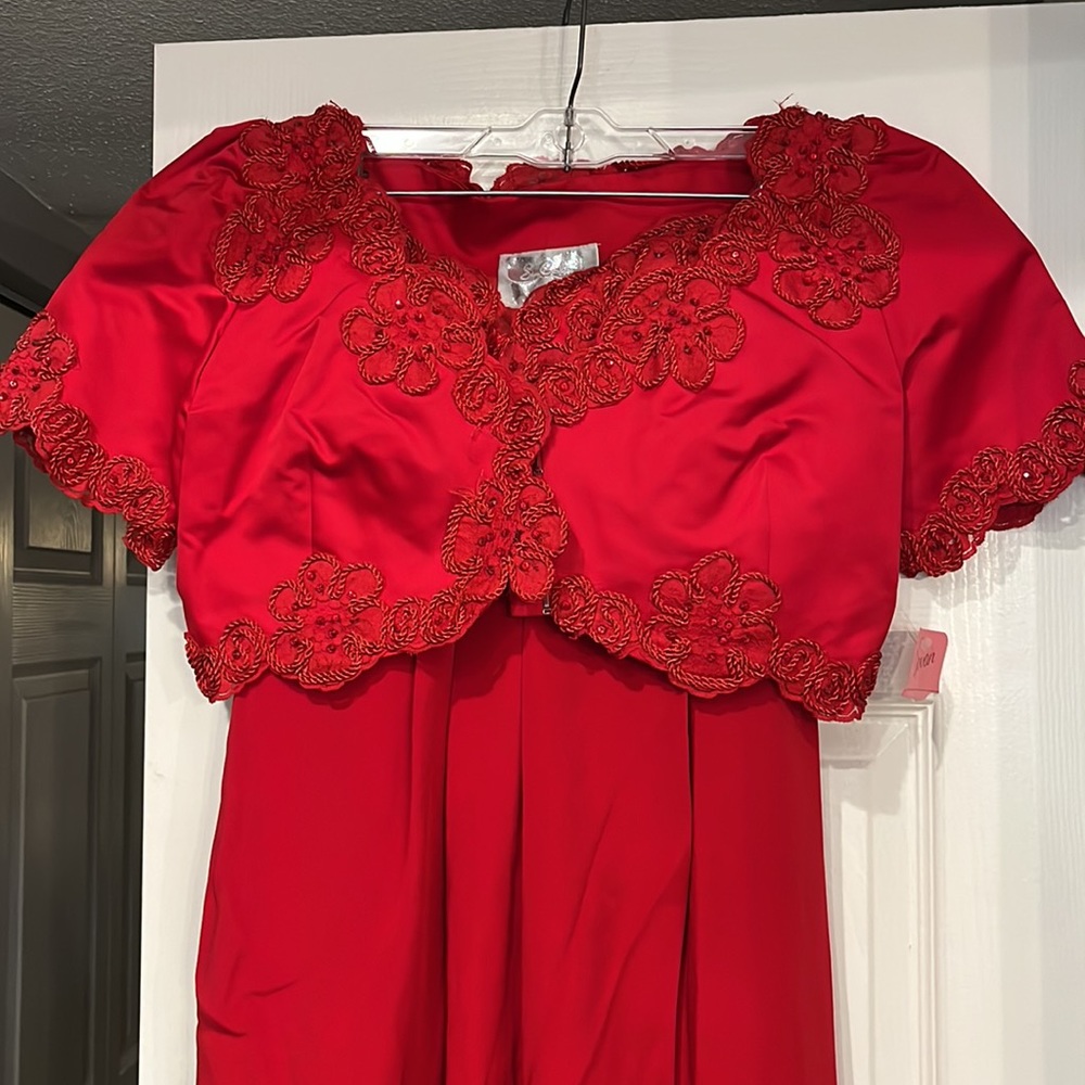 Vintage 2 piece San Carlin gown and jacket. Embroidered & rhinestones Red 10